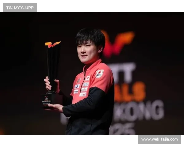 张本智和香港总决赛登顶，4-2力克莫雷加德夺男单冠军